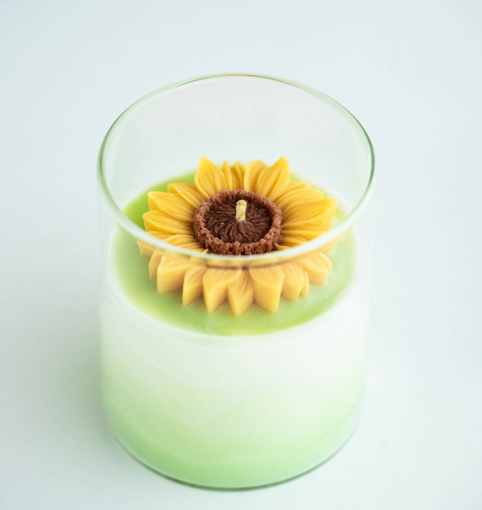 Sunflower Soy Blend Candle | 8.5 oz candle: Peach + Cream