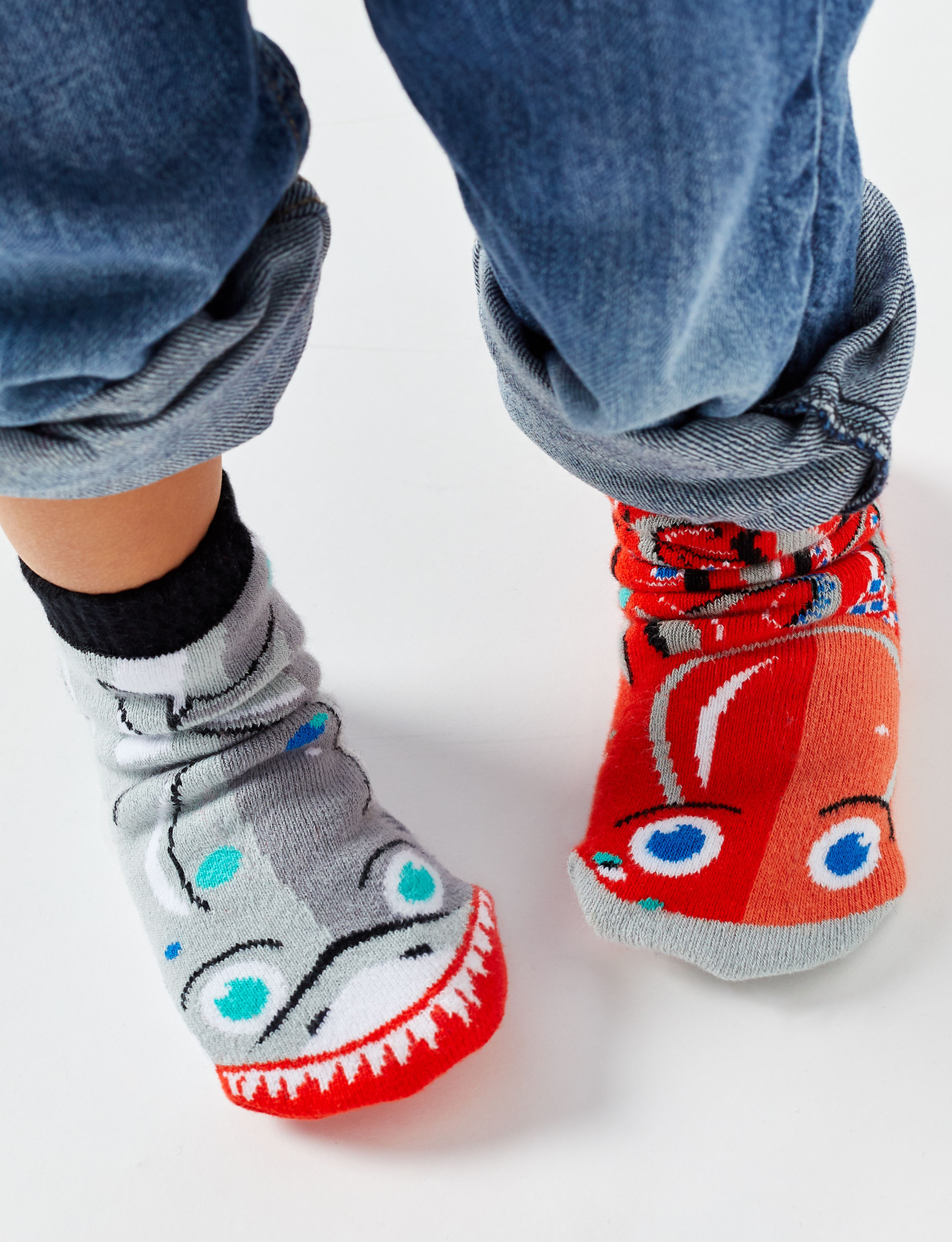 Shark & Octopus Mismatched Animals Non-Slip Toddler Socks: KIDS SMALL