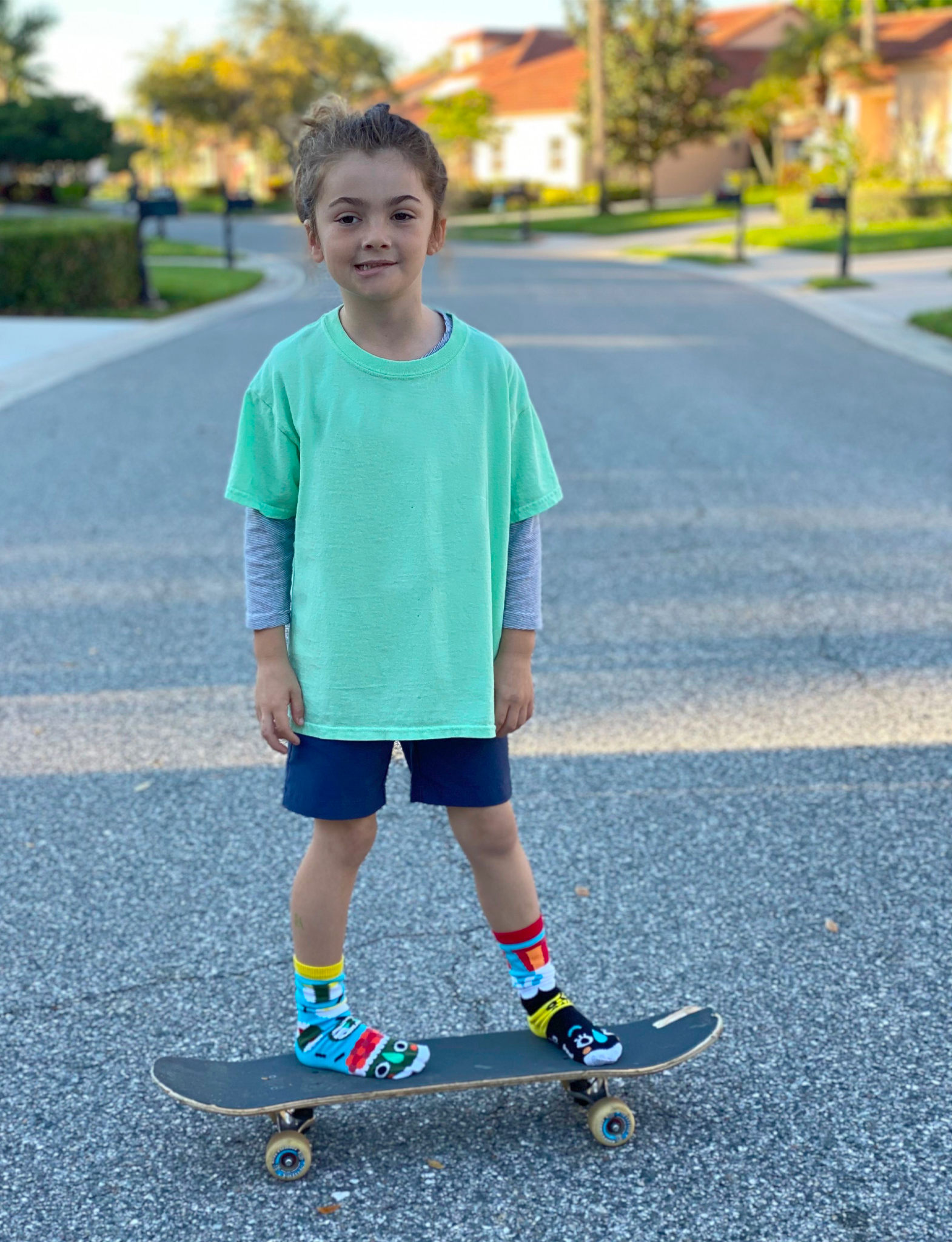 Sushi & Soy Sauce Mismatched Food Grippy Kids Socks: KIDS LARGE