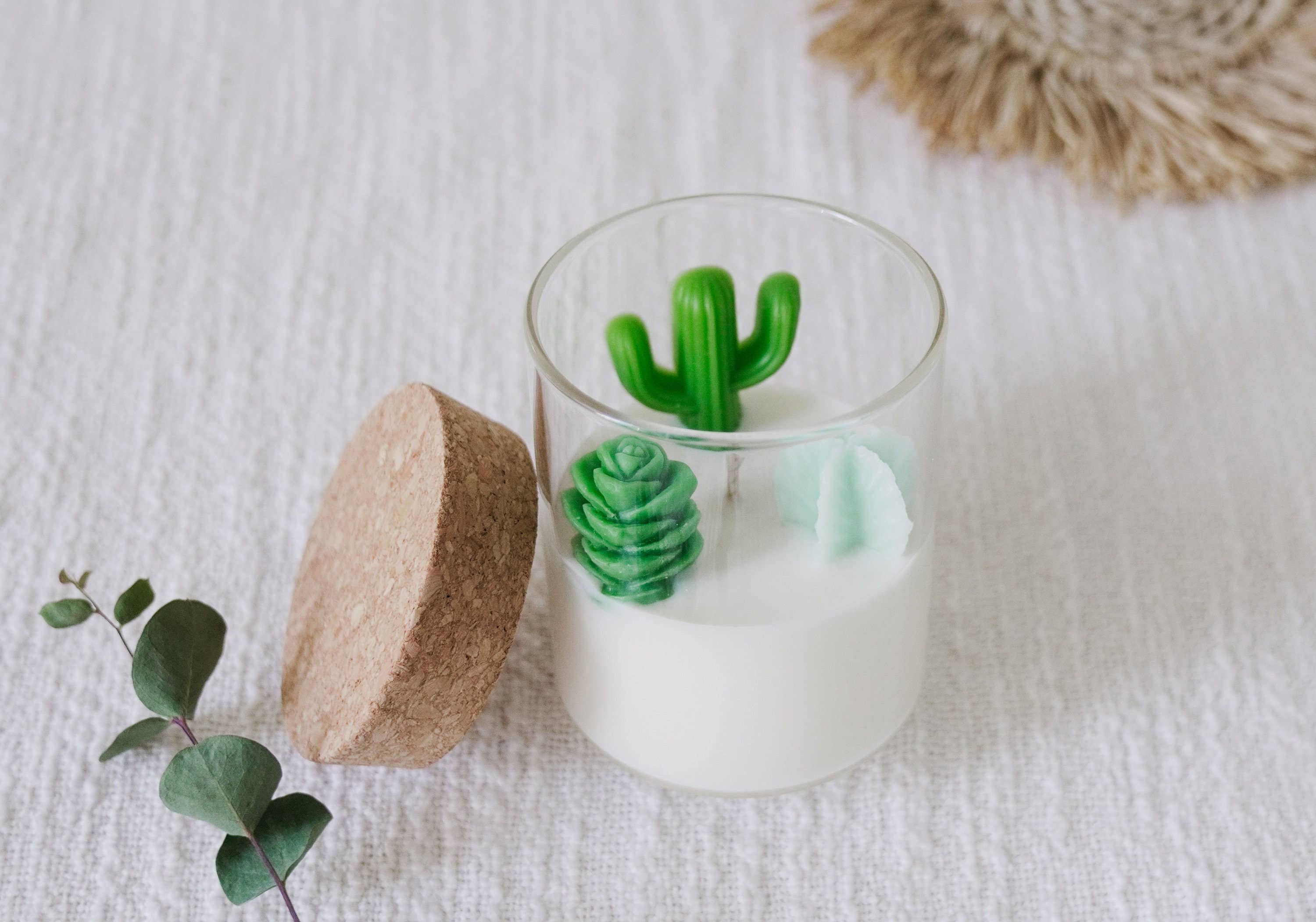 Cactus and Succulent Candle | Soy Blend: Beach Vibe / Pink mint & green