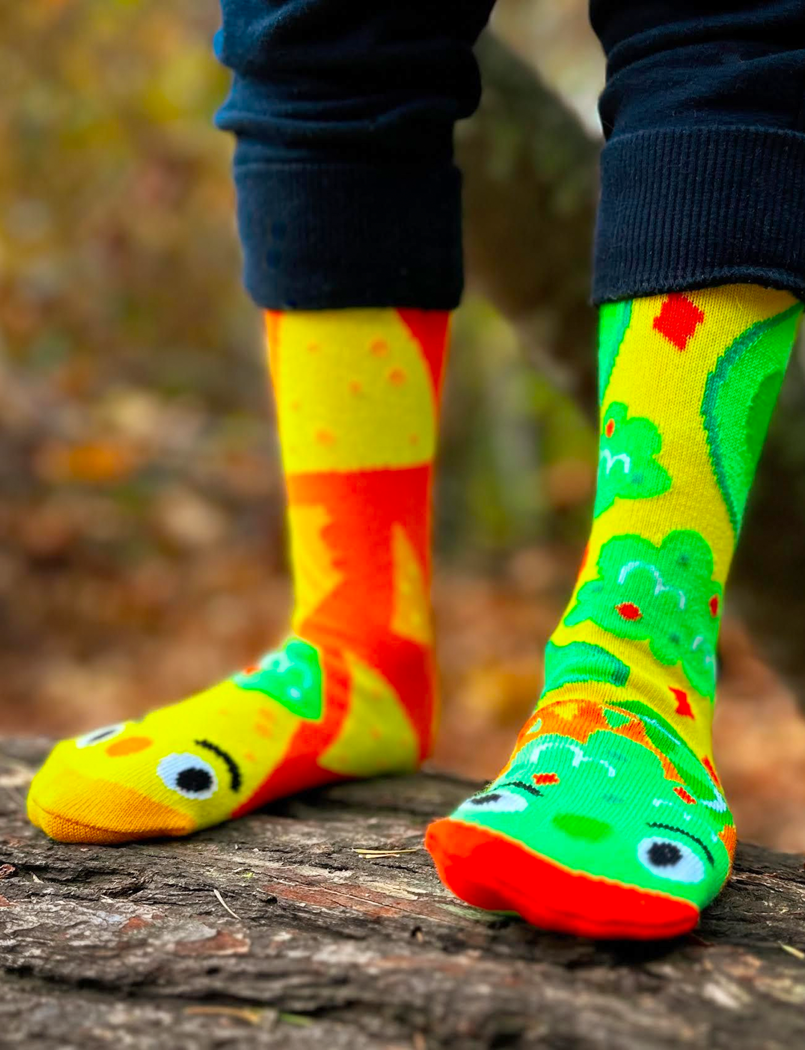 Chips & Guac Mismatched Non-Slip Kids Socks: KIDS LARGE