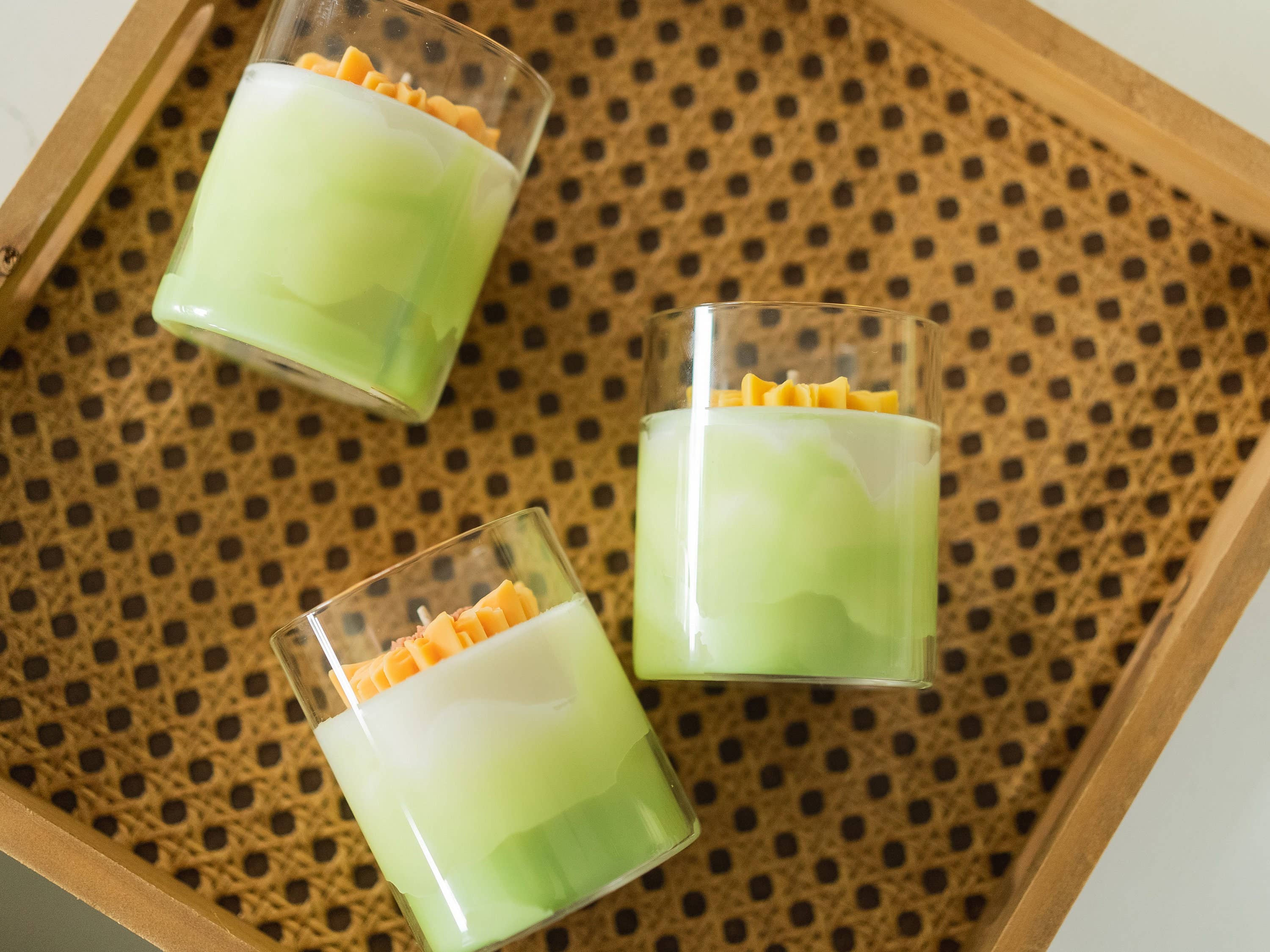 Sunflower Soy Blend Candle | 8.5 oz candle: Peach + Cream