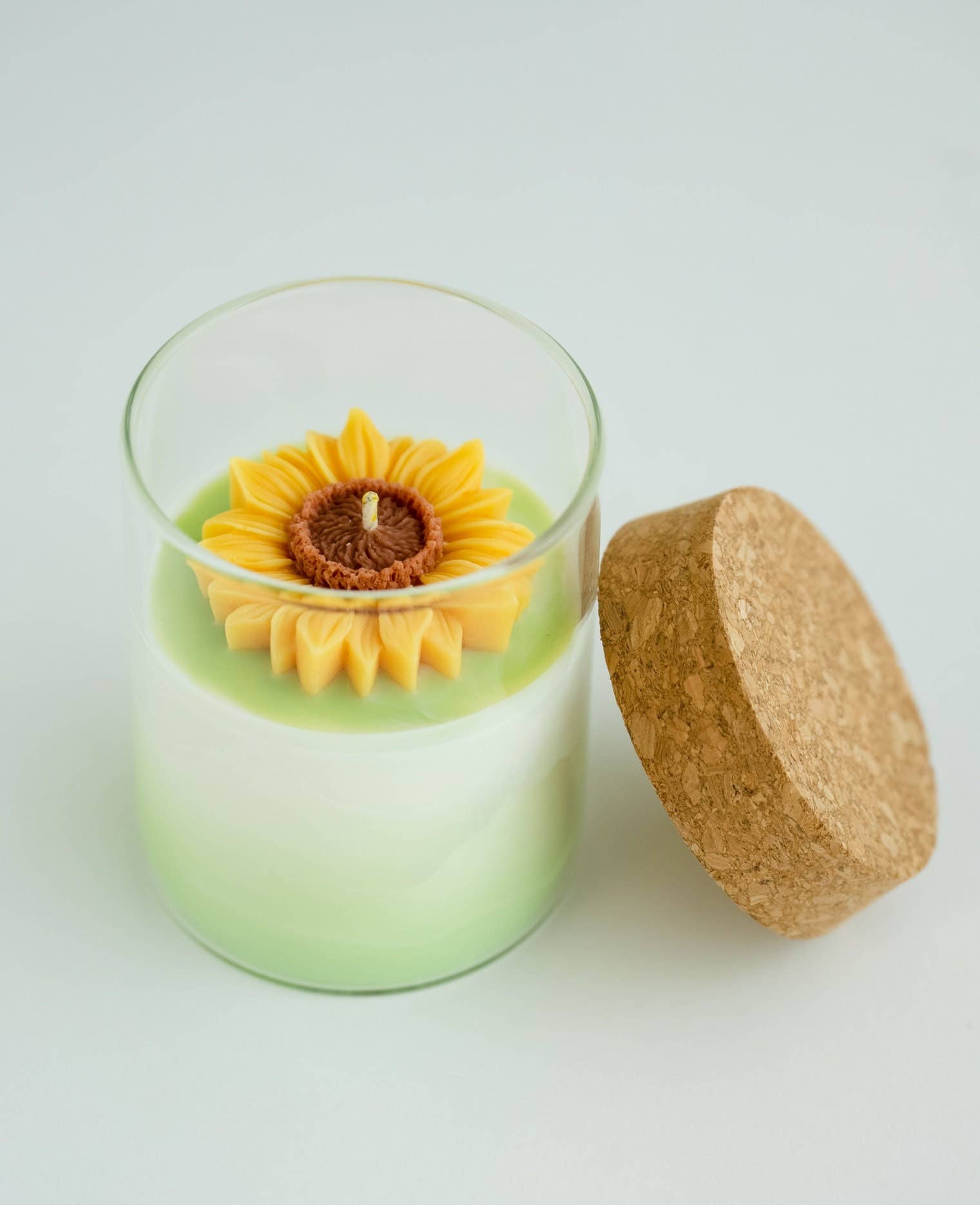 Sunflower Soy Blend Candle | 8.5 oz candle: Peach + Cream