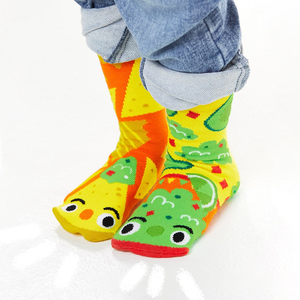 pals Mismatched Socks