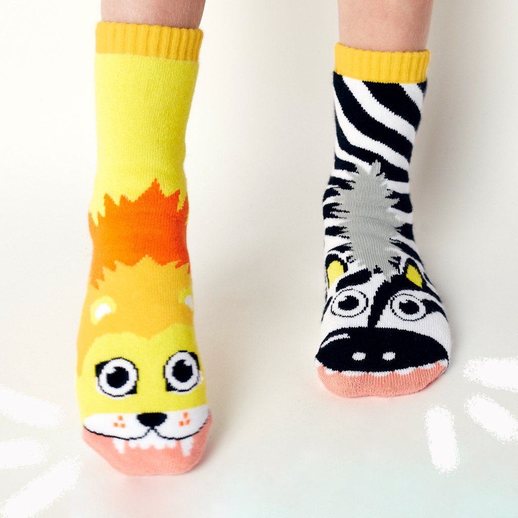 pals Mismatched Socks