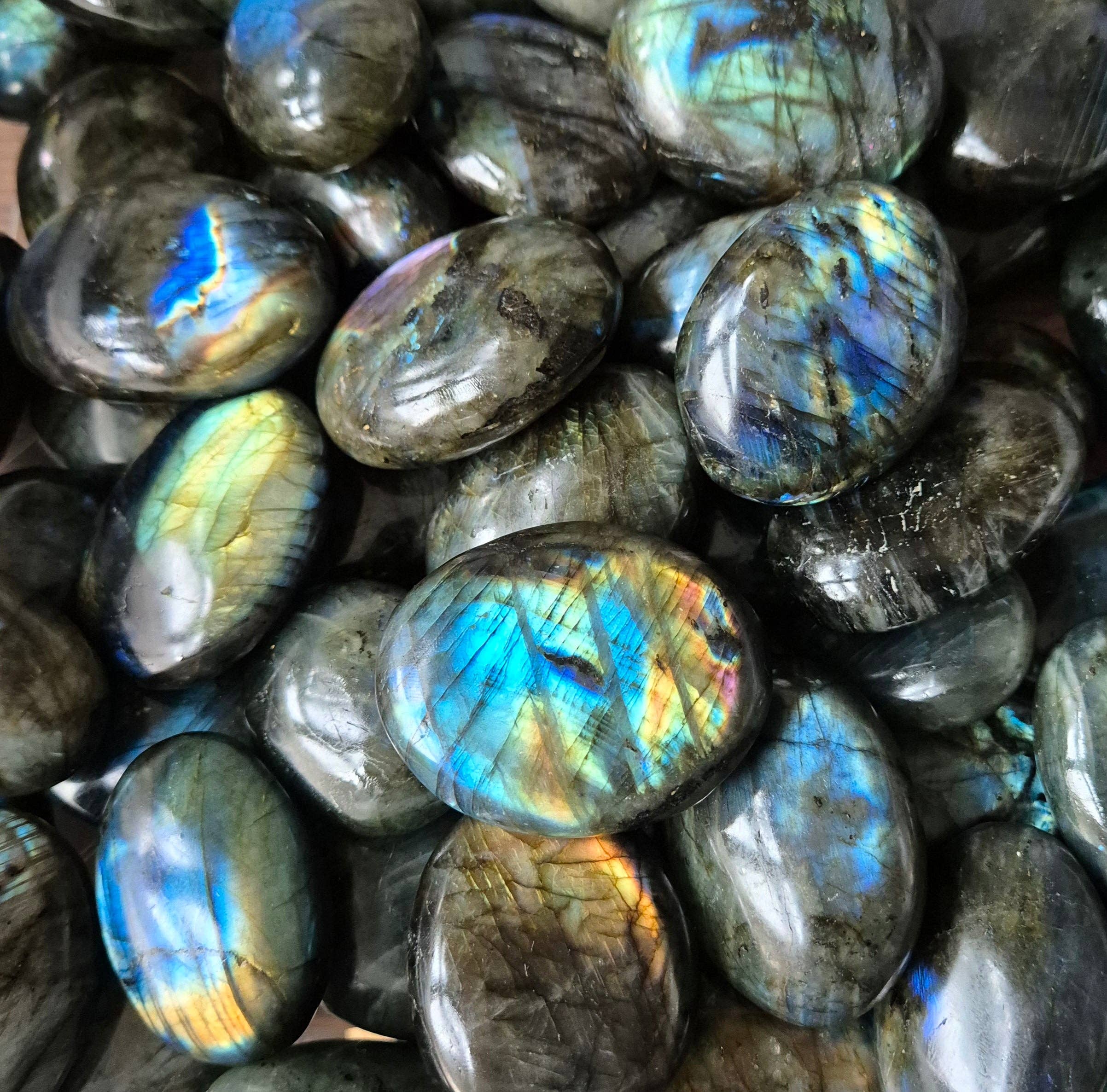 Gemstone Super Flashy Labradorite Palm Stone (6-8 cm) Hand Stone worry stone (copy) (copy)