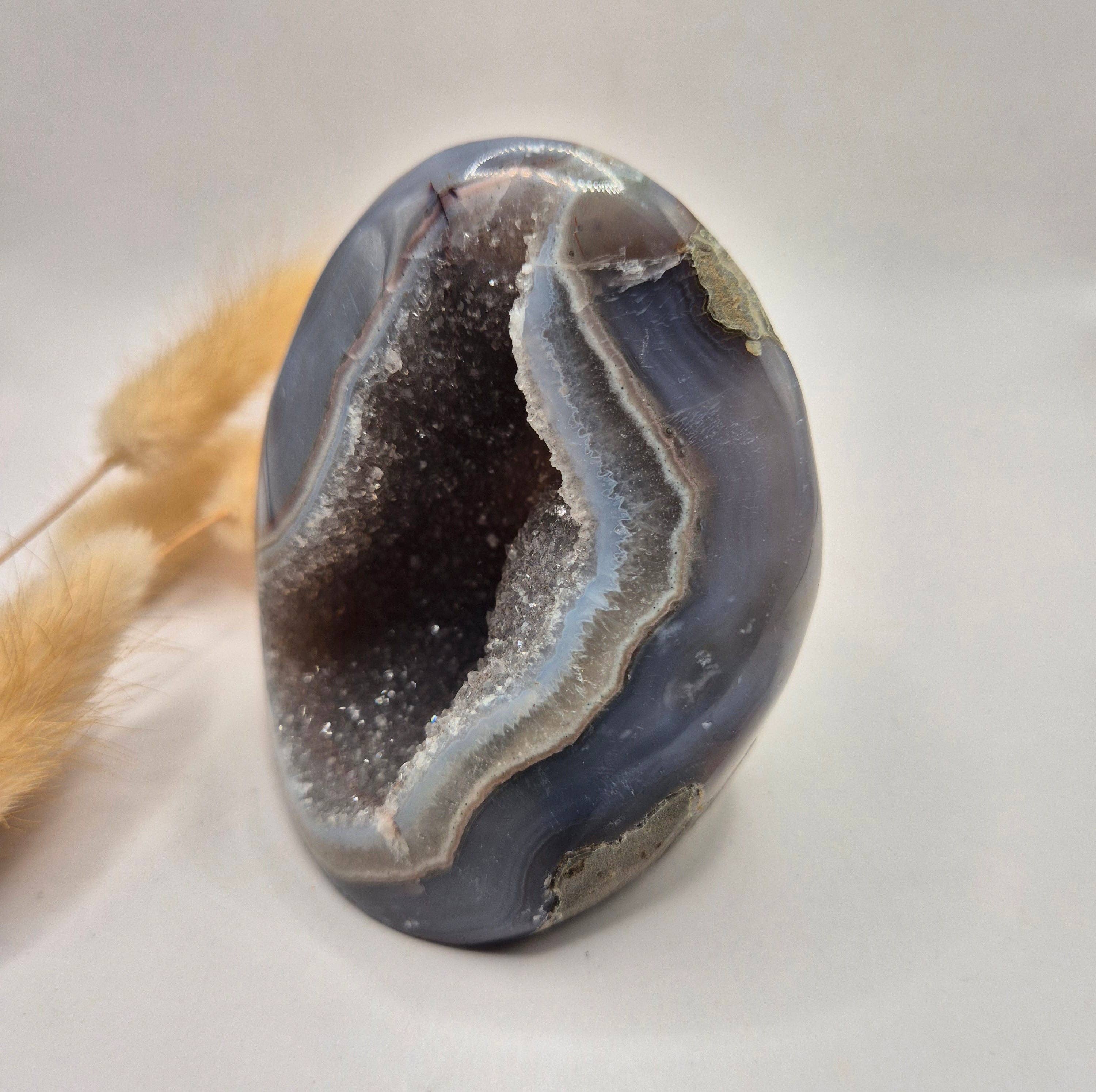 Druzy Gray Agate Freeform / Standing Gemstone Crystal - #13 278g