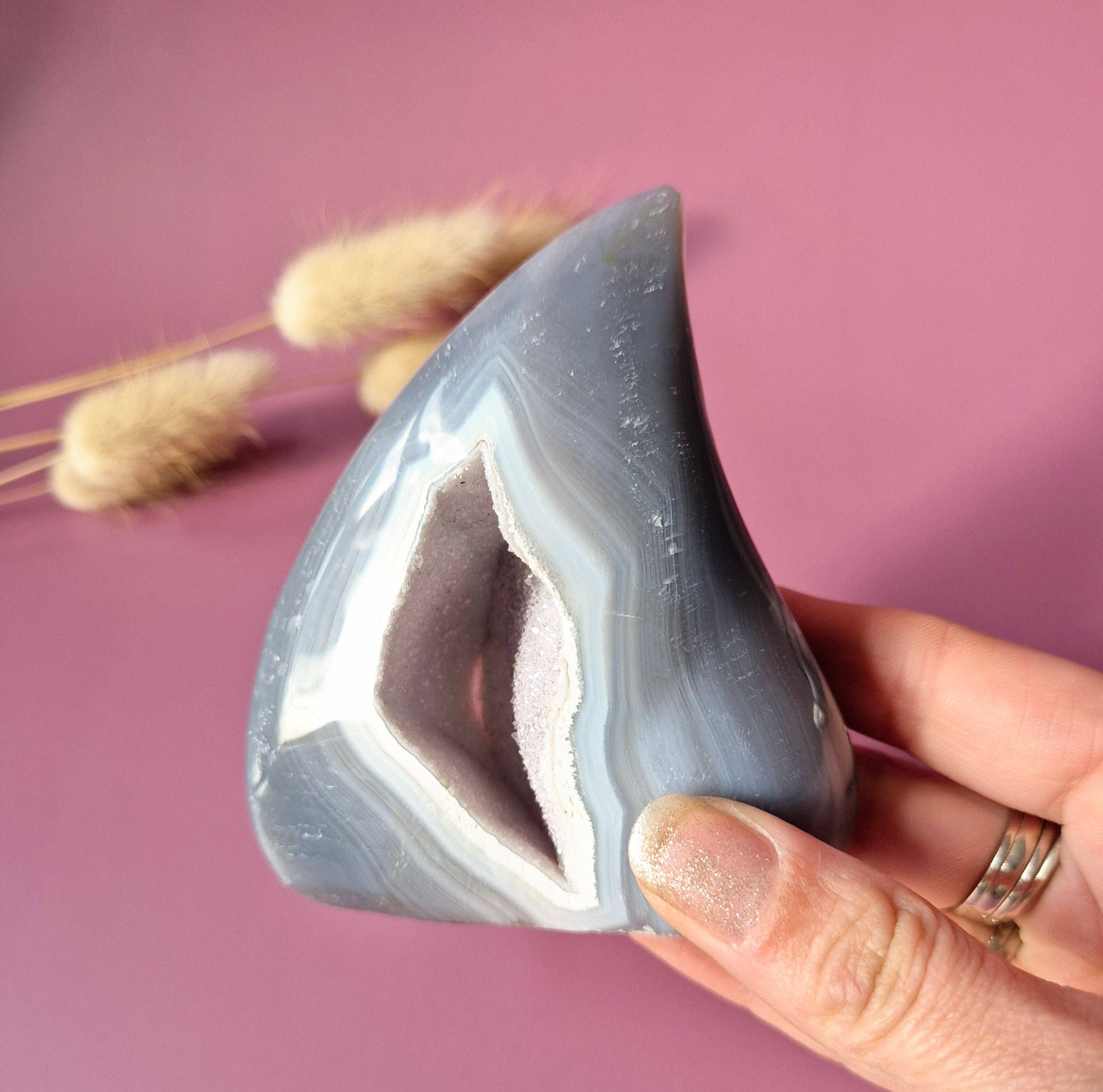 Druzy Gray Agate Teardrop / Flame Standing Gemstone Crystal - #42 248g.
