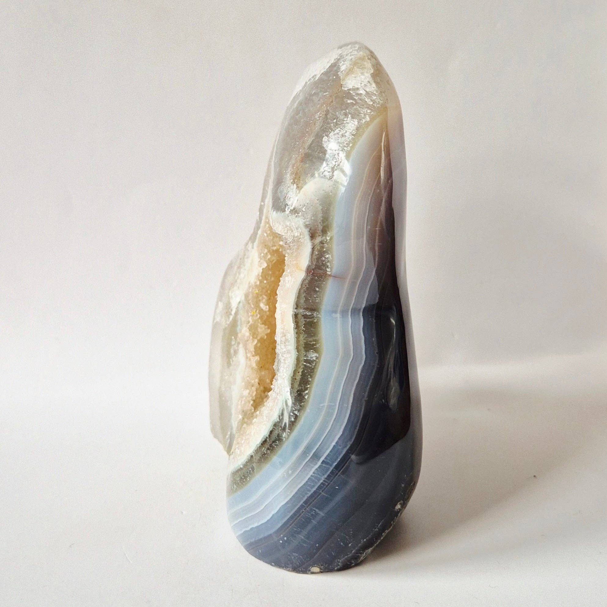 Druzy Agate from Uruguay – 702 grams | Natural Geode Gemstone