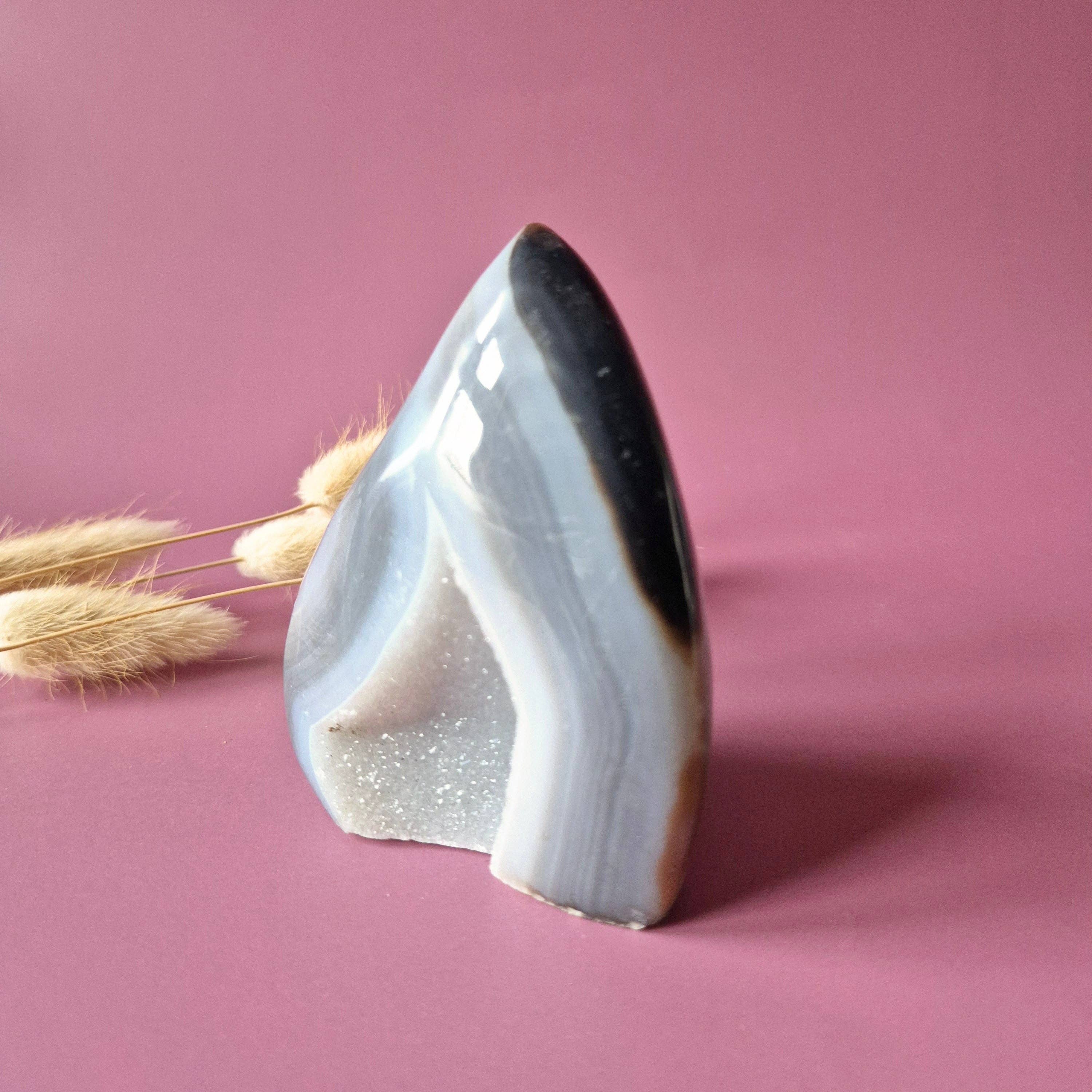 Druzy Gray Agate Teardrop / Flame Standing Gemstone Crystal - #3 189g.