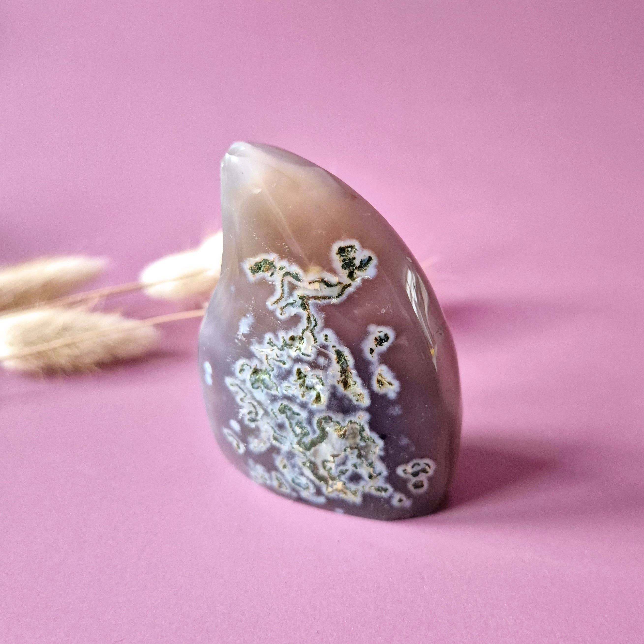Druzy Gray Agate Teardrop / Flame Standing Gemstone Crystal - 134g.