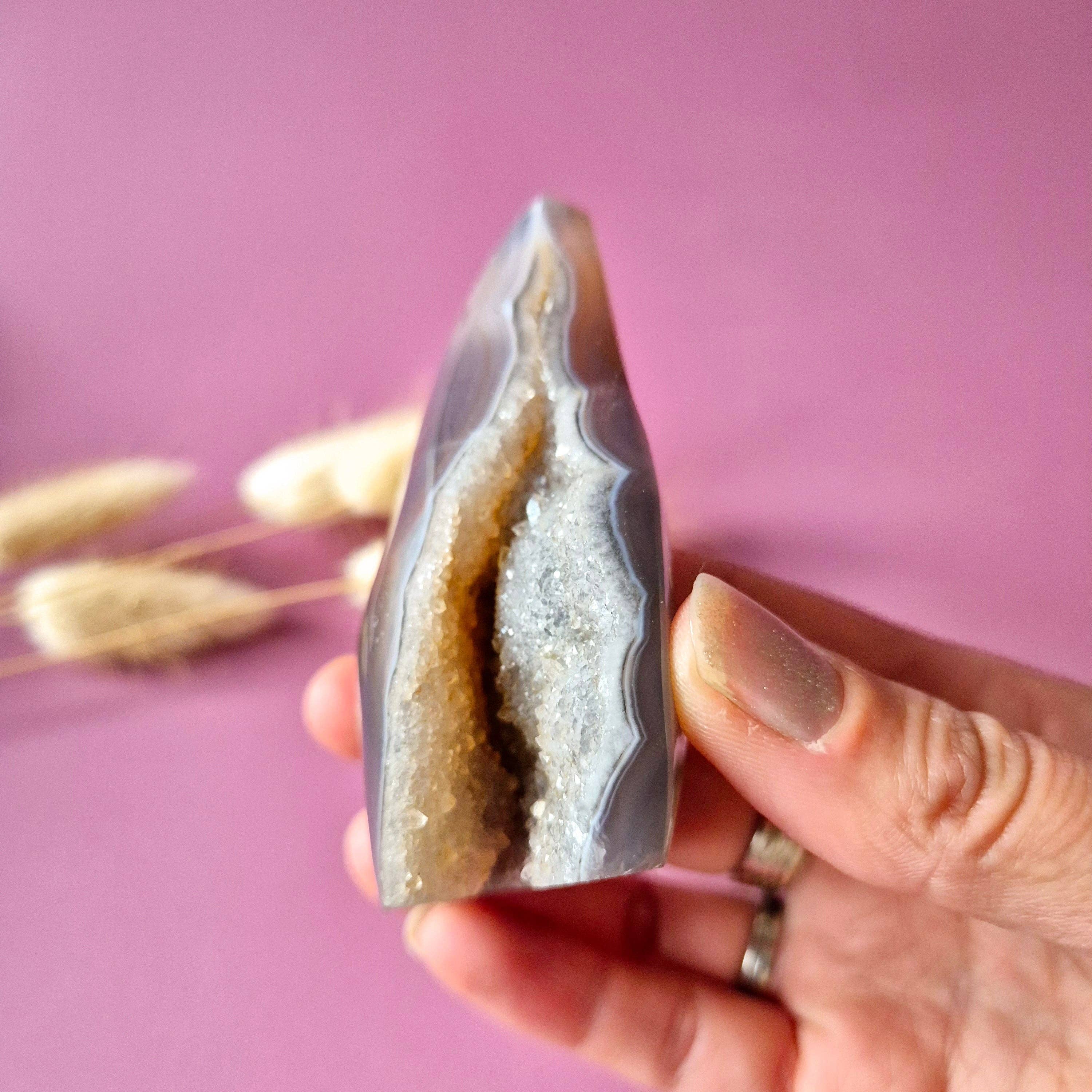 Druzy Gray Agate Teardrop / Flame Standing Gemstone Crystal - 134g.