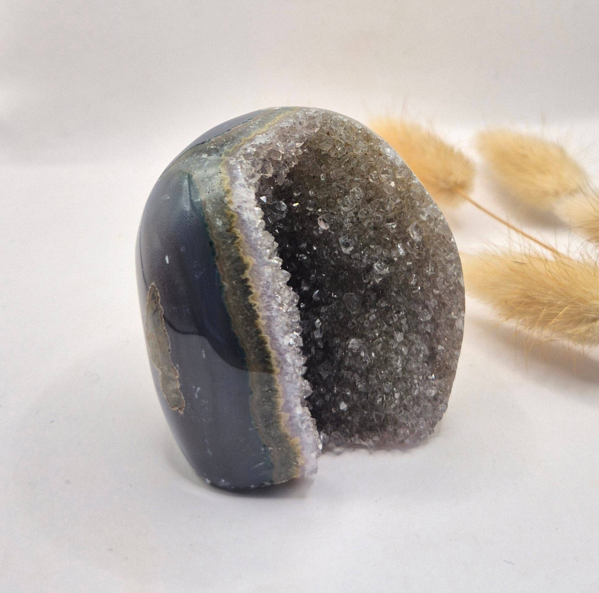 Druzy Gray Agate Freeform / Standing Gemstone Crystal - #55 200g