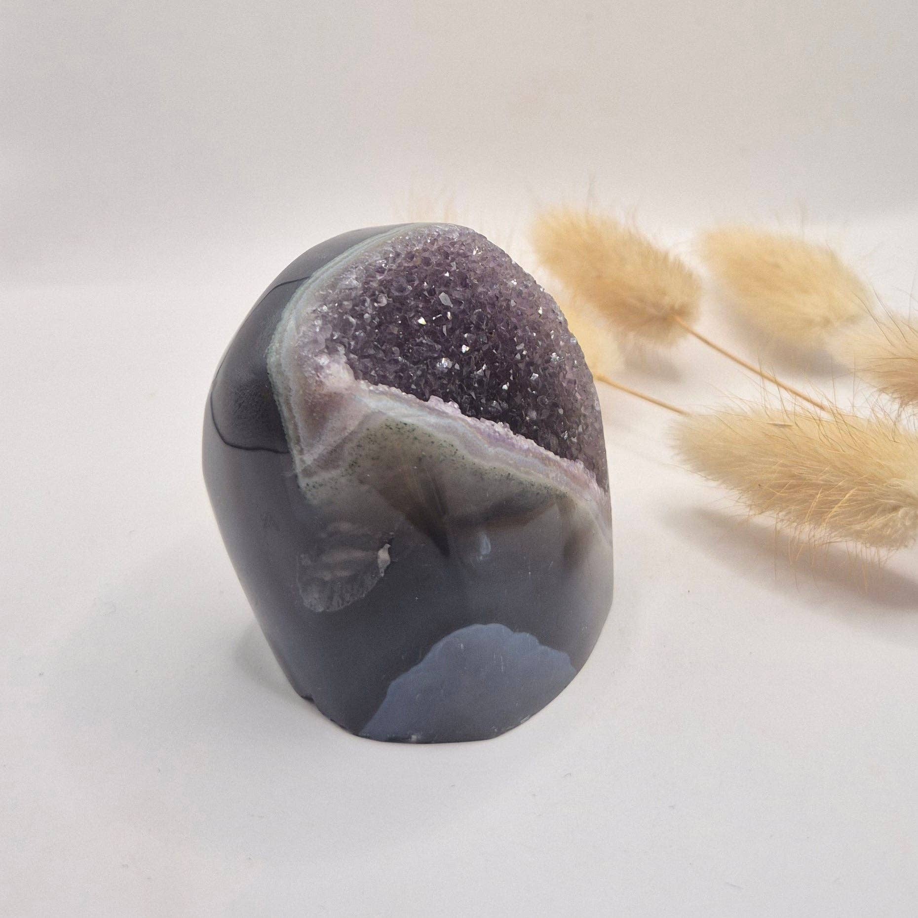 Druzy Gray Agate Freeform / Standing Gemstone Crystal - #49 200g