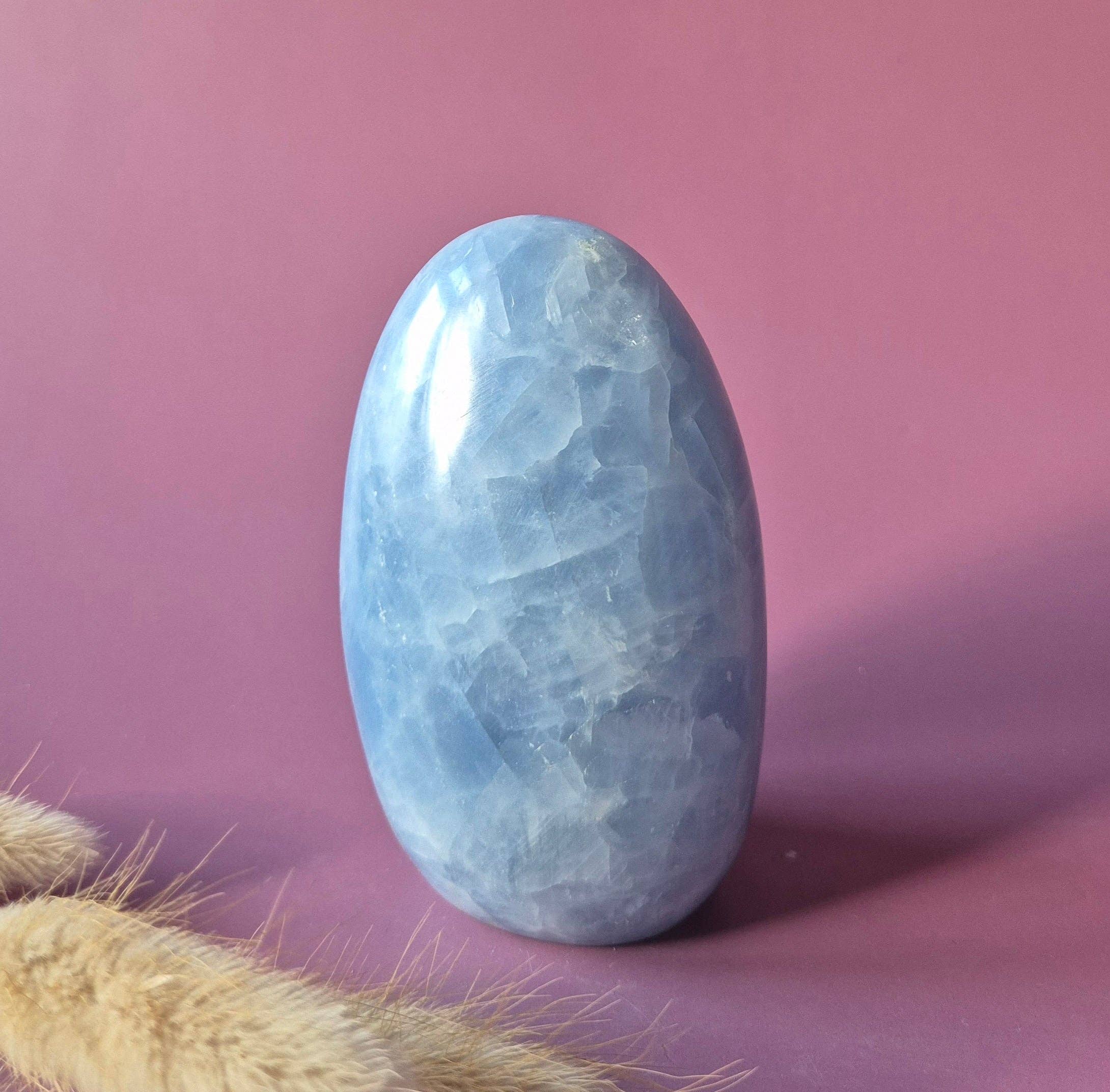Celestine Gemstone Freeform – Soft Blue Rest Stone: 7. 419g