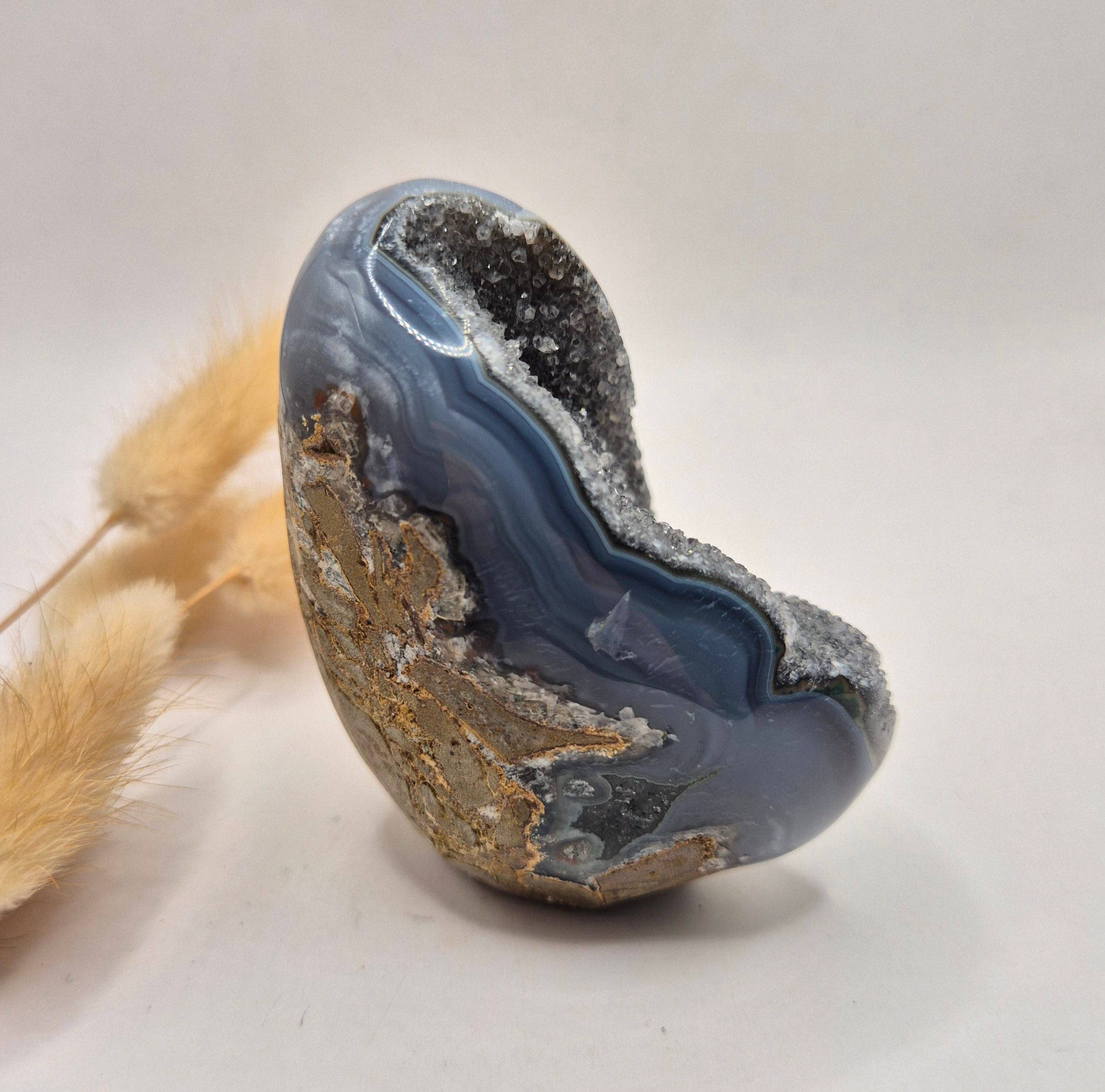 Druzy Gray Agate Freeform / Standing Gemstone Crystal - #6 231g
