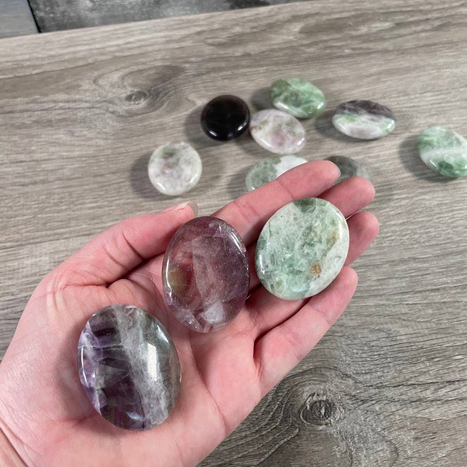 Gemstone Palm Stones 45mm – Bulk Crystal Supplies : Serpentine b