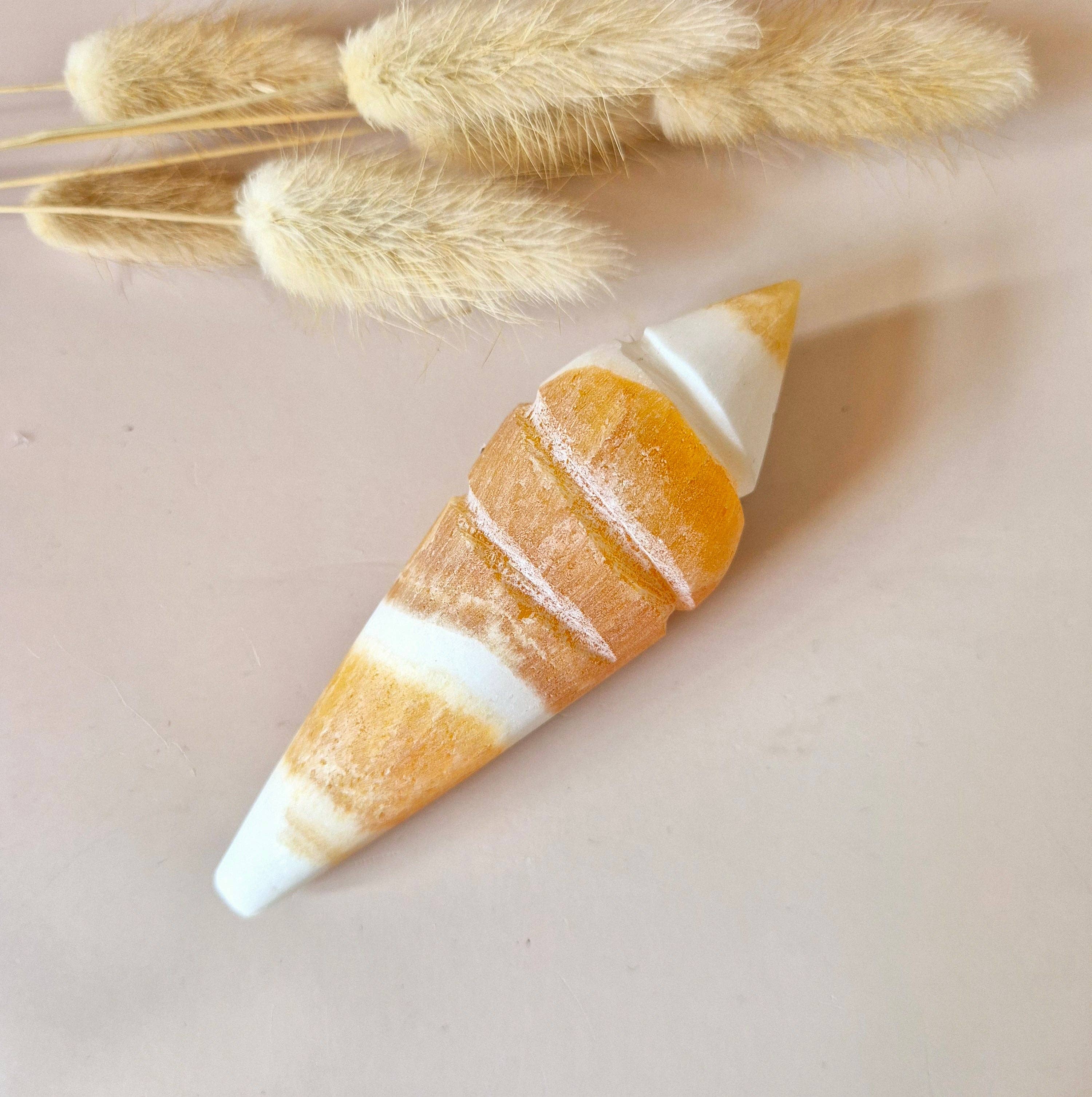 Yellow Calcite Gemstone Ice Horn Carving – 8 cm | decoration and energy booster
