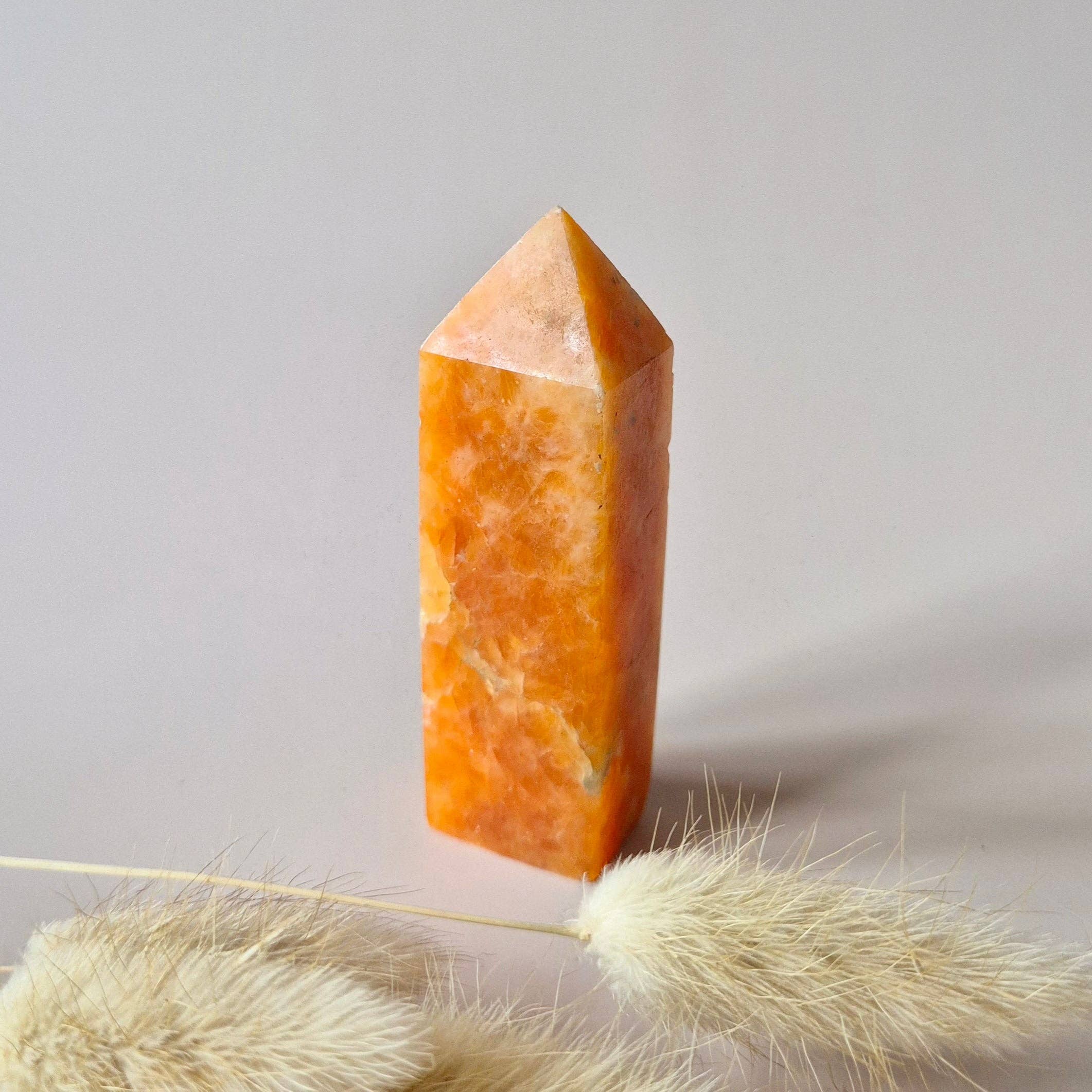 Gemstone Orange Calcite tower – motivation, vitality & creativity 100-500 grams: Orange Calcite tower 400-500g