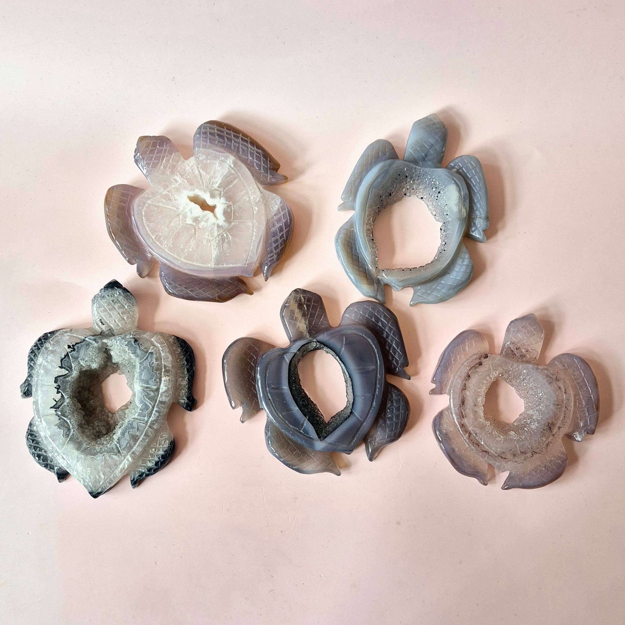 Gemstone Large Grey Agate Turtle with Druzy (8–12 cm) #8 – Hand-Carved Gemstone Carving