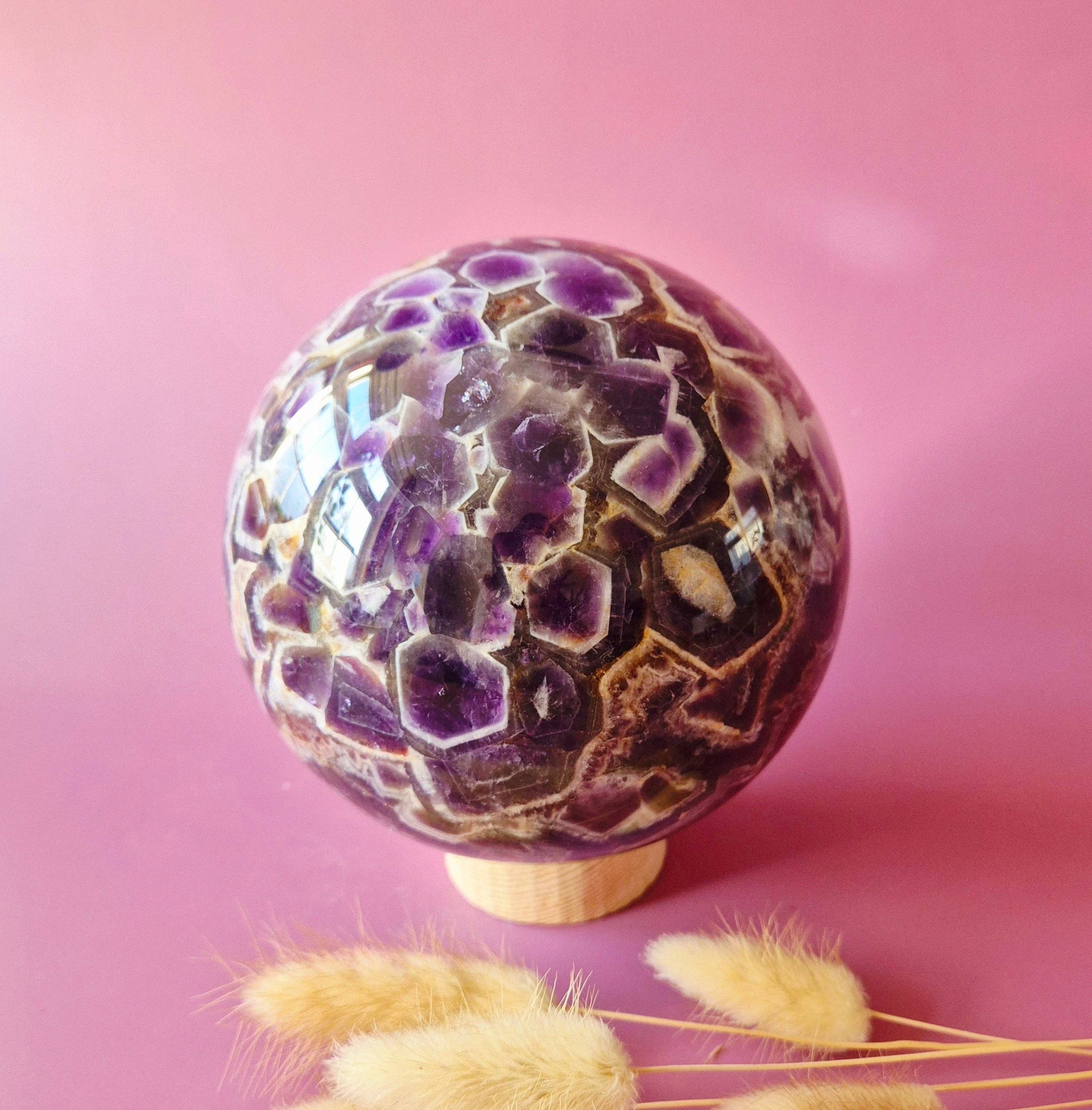 Crystal Gemstone Ball Unique Dream Amethyst Sphere 130mm 2800g (Chevron amethyst)