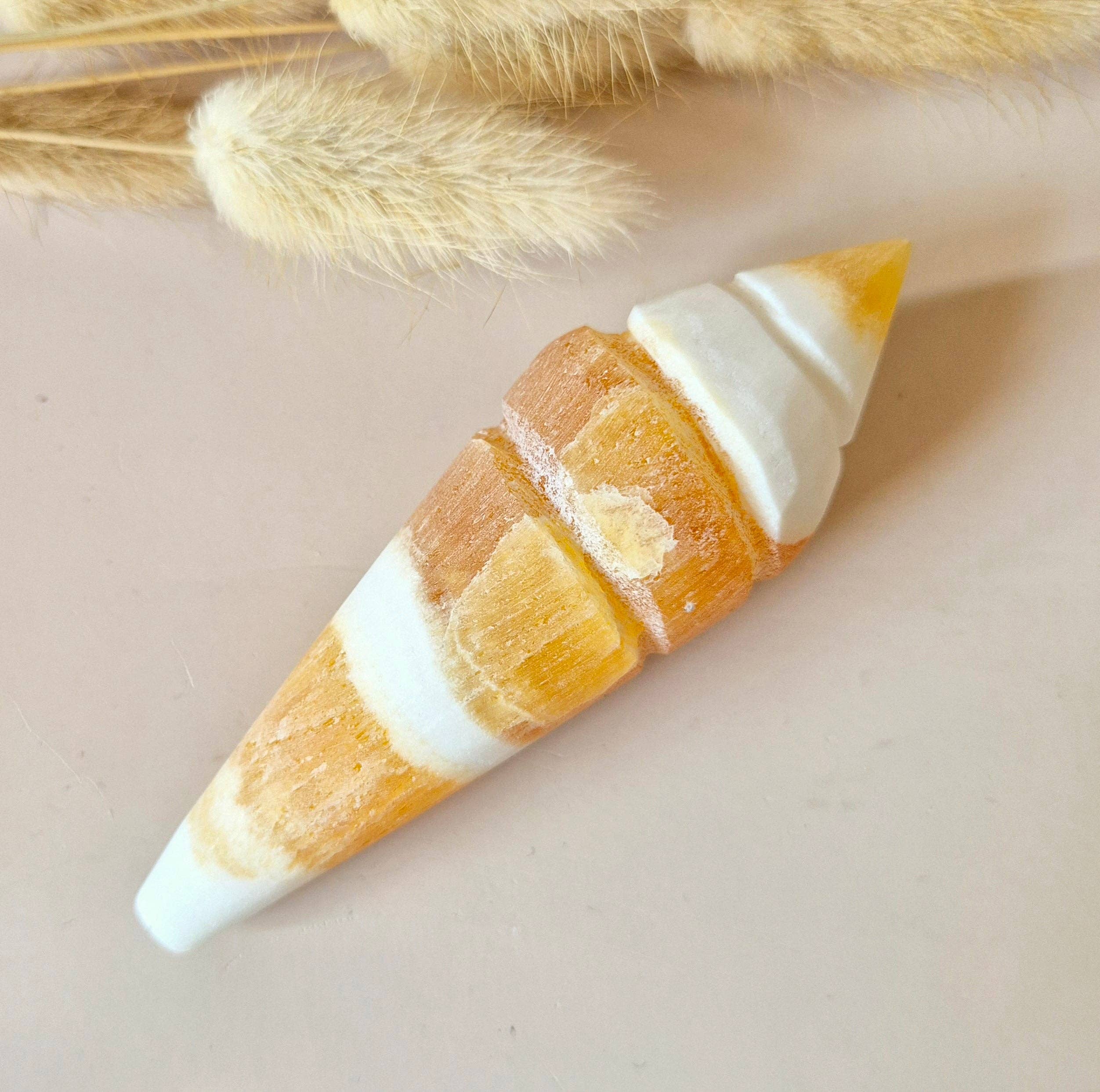 Yellow Calcite Gemstone Ice Horn Carving – 8 cm | decoration and energy booster