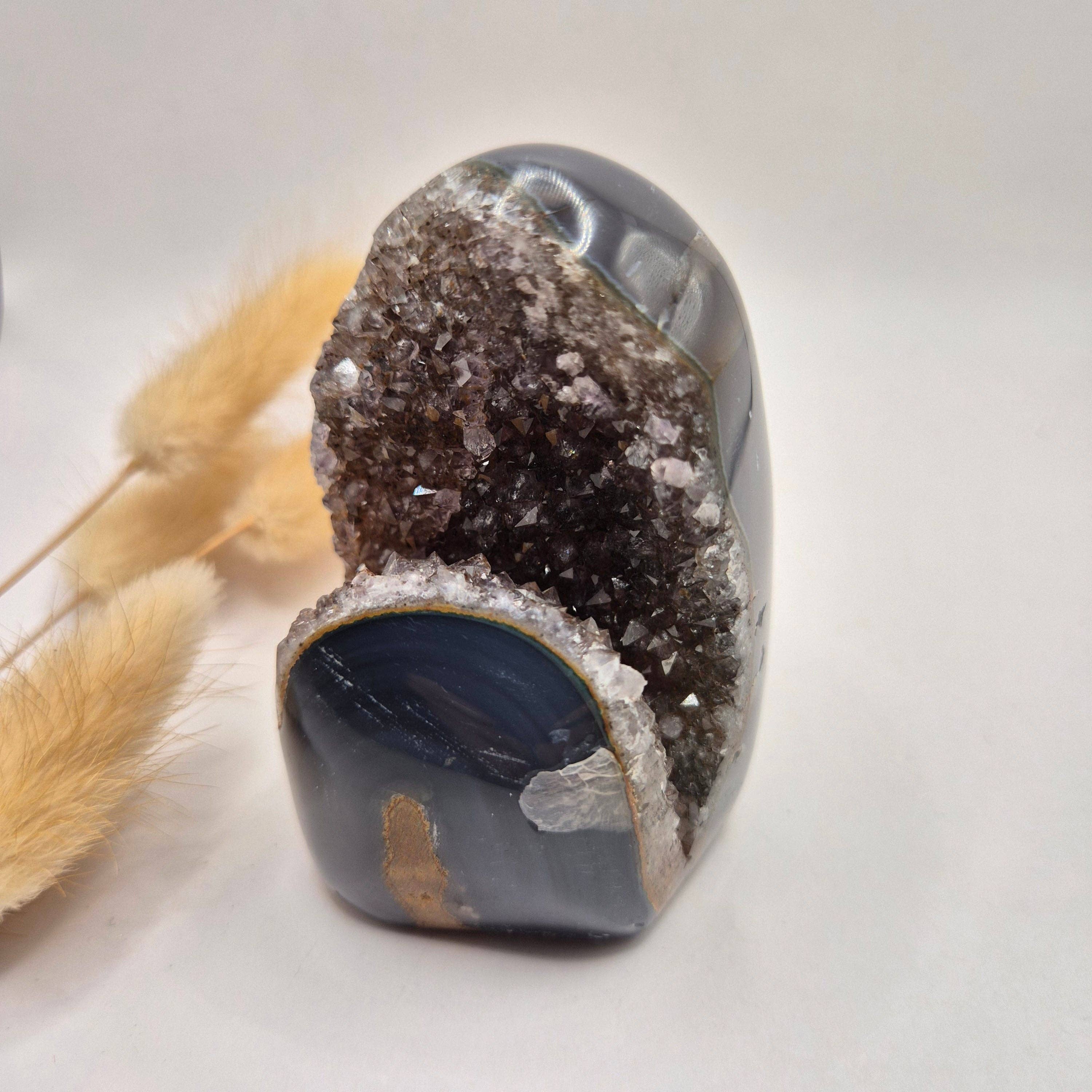 Druzy Gray Agate Freeform / Standing Gemstone Crystal - #29 226g