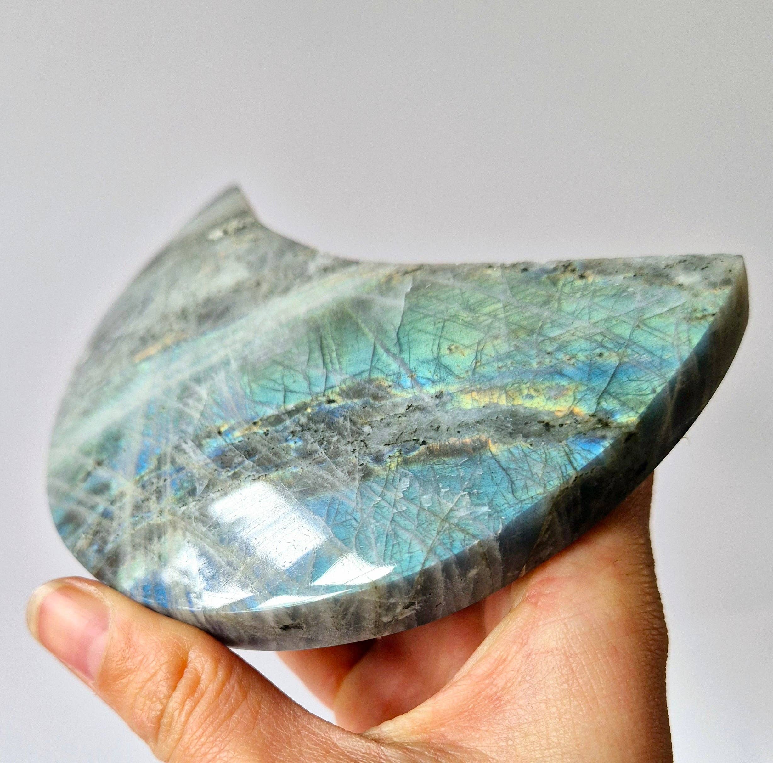 XL Labradorite Moon including stand (300-400 g) – Magic & Protection
