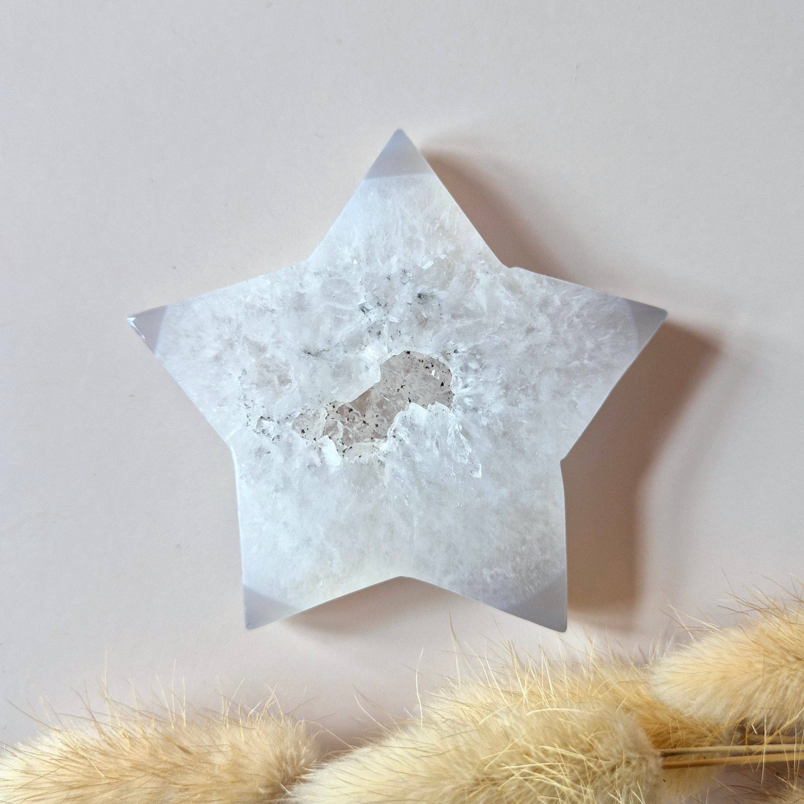 Gemstone Druzy Gray Agate Star 6-7cm | Crystal Star Carving full of Light & Calm: Gray Agate Star 1.